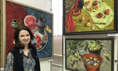 Жители Дивногорска знакомятся с творчеством художника Марии Казаченко