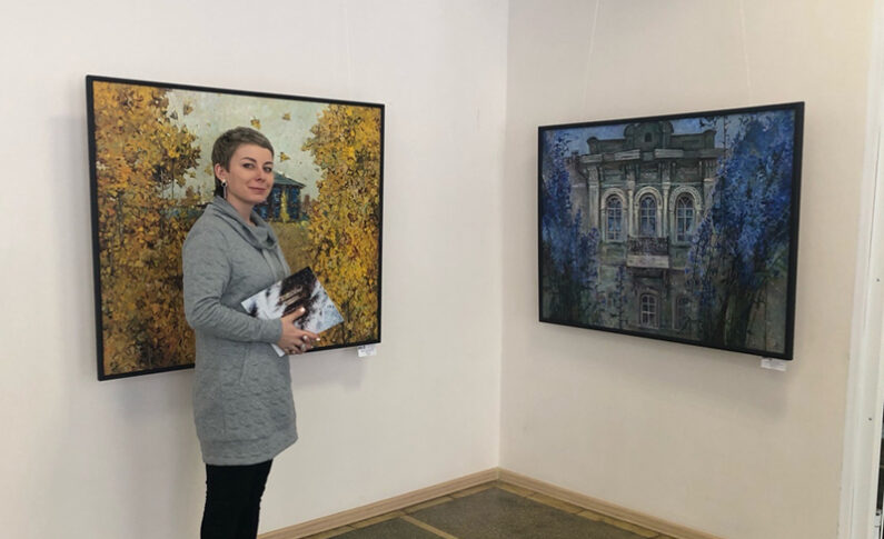 «Передвижные выставки художников Красноярья» отправились в путешествие по краю