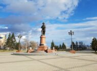 Прогулка с архитектором Сергеем Ямалетдиновым «Ансамбль площади Мира»/ 20 мая