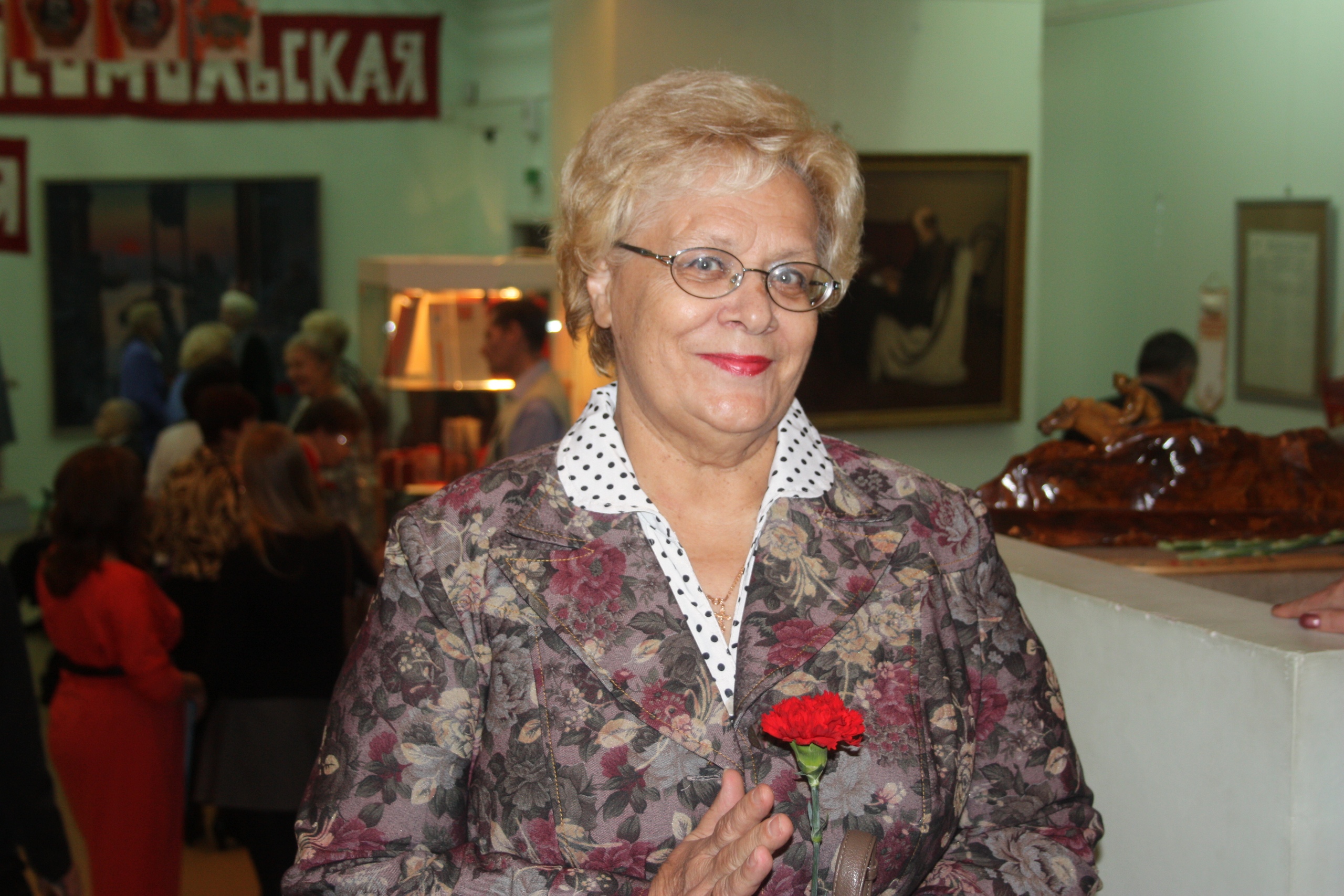 80 лет Кузнецовой Зинаиде Никифоровне, члену Красноярского регионального представительства Союза российских писателей