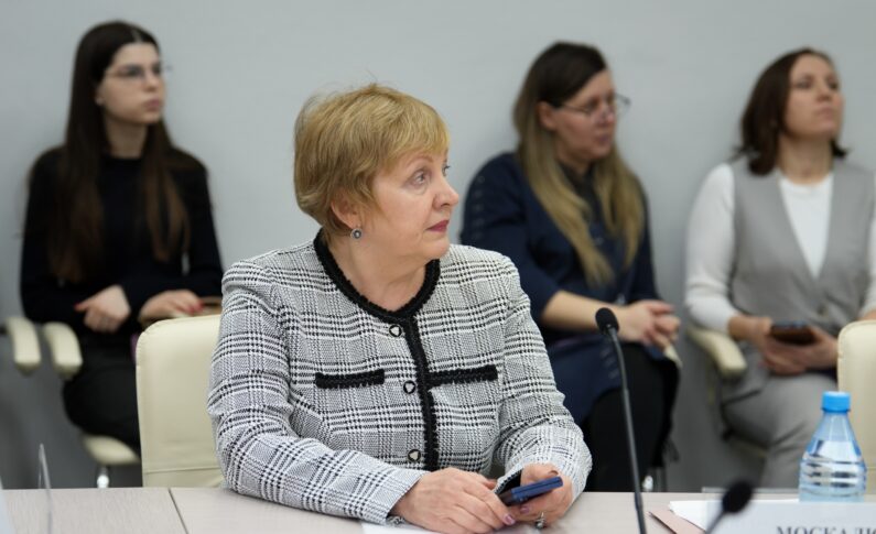 65 лет Москалюк Марине Валентиновне, члену Союза художников России, члену Ассоциации искусствоведов