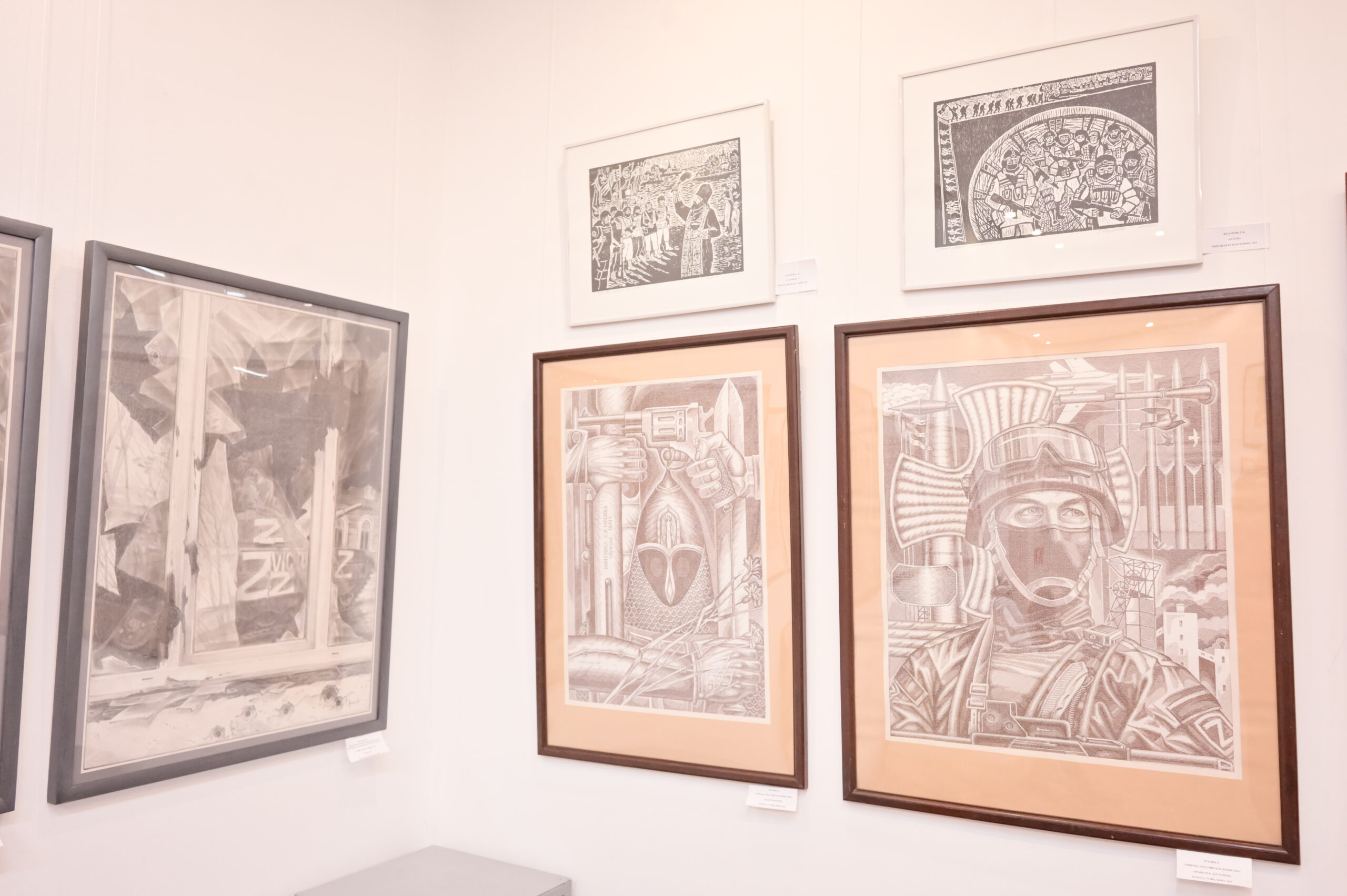 В феврале проект «Передвижные выставки художников Красноярья» отправится в Ачинск, Назарово и Шушенское