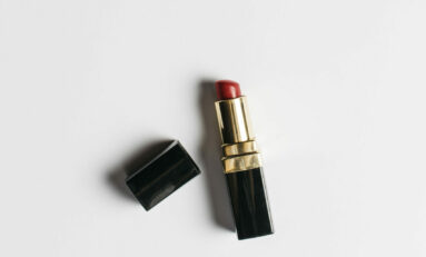 Читка пьесы Юлии Тупикиной «История Тони, рассказанная её стеклянным глазом» / 17 февраля